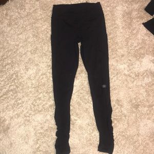 Black Lululemon leggings